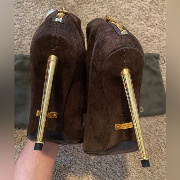 NWOT Authentic Tom Ford booties, size 37 - Picture 9 of 16